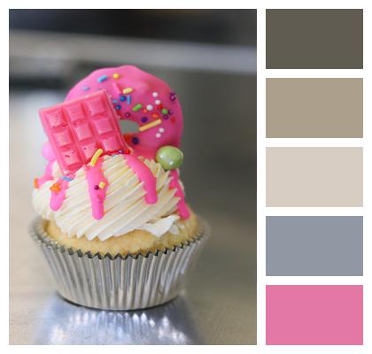 Happy Birthday Cupcake Pink Image